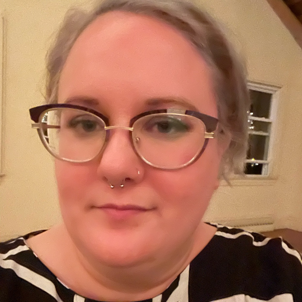 Meet your Posher, Katelyn